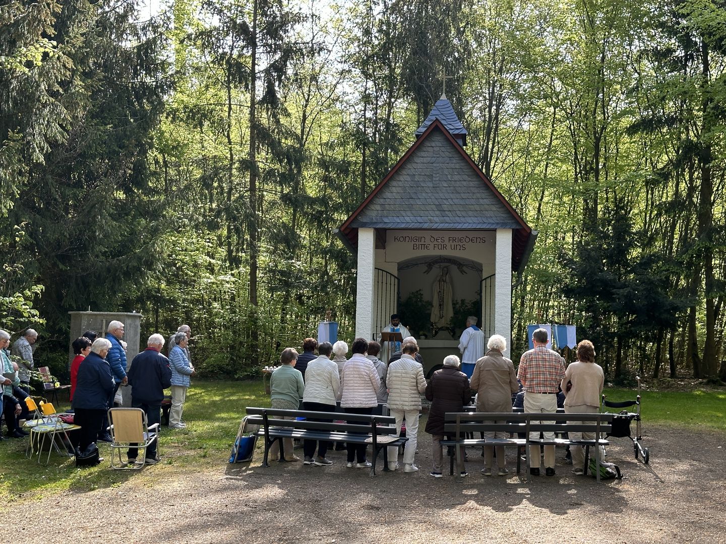 Messe an der Waldkapelle auch im Gedenken an Thomas schneider